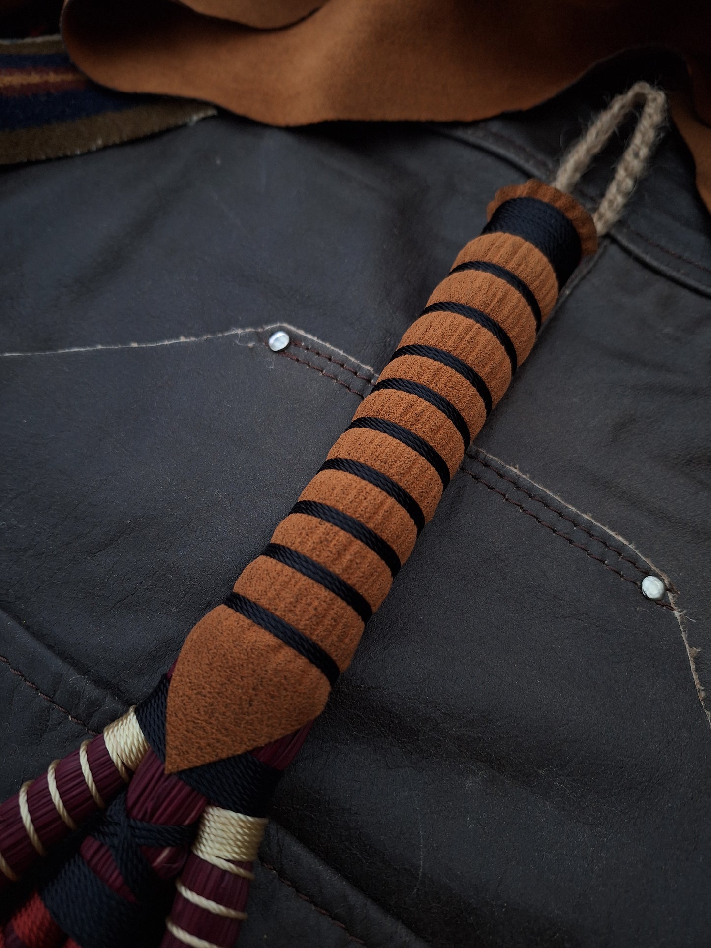 "Arnolde" - Hawk Tail Hand Whisk