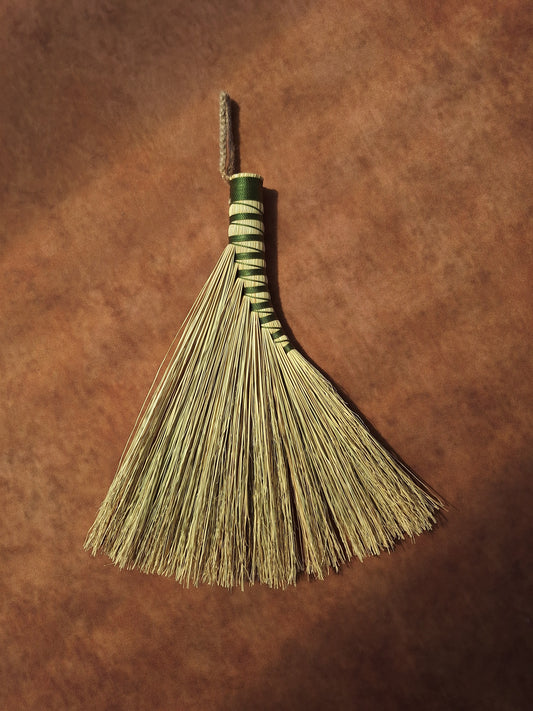 "Callio" - Standard Turkey Wing Hand Whisk