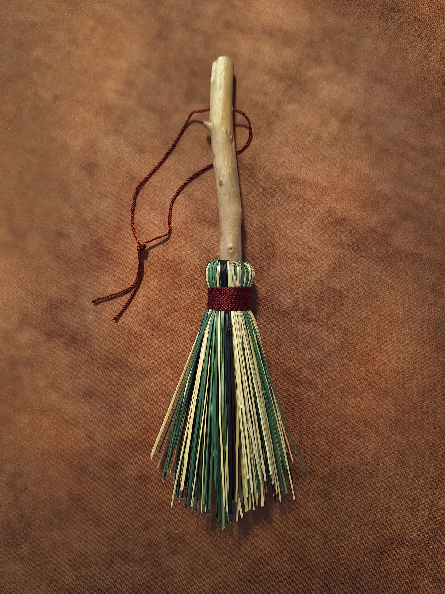 "Bee" - Small Besom