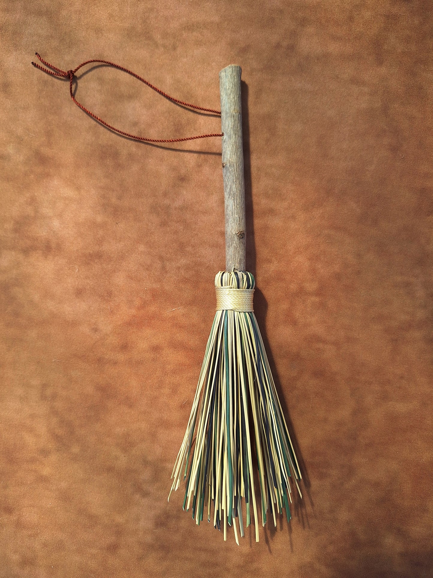 "Oso" - Small Besom